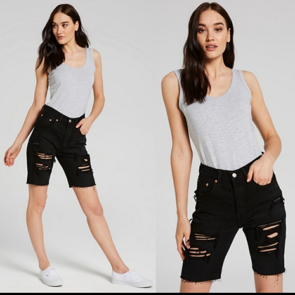 Levis Strauss Premium High Rise Shorts Black Distressed Women Size 26 New